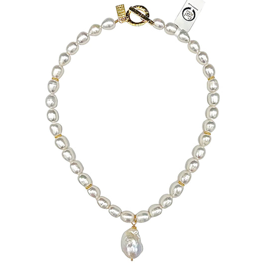Pearl Necklace w/ Pearl Drop