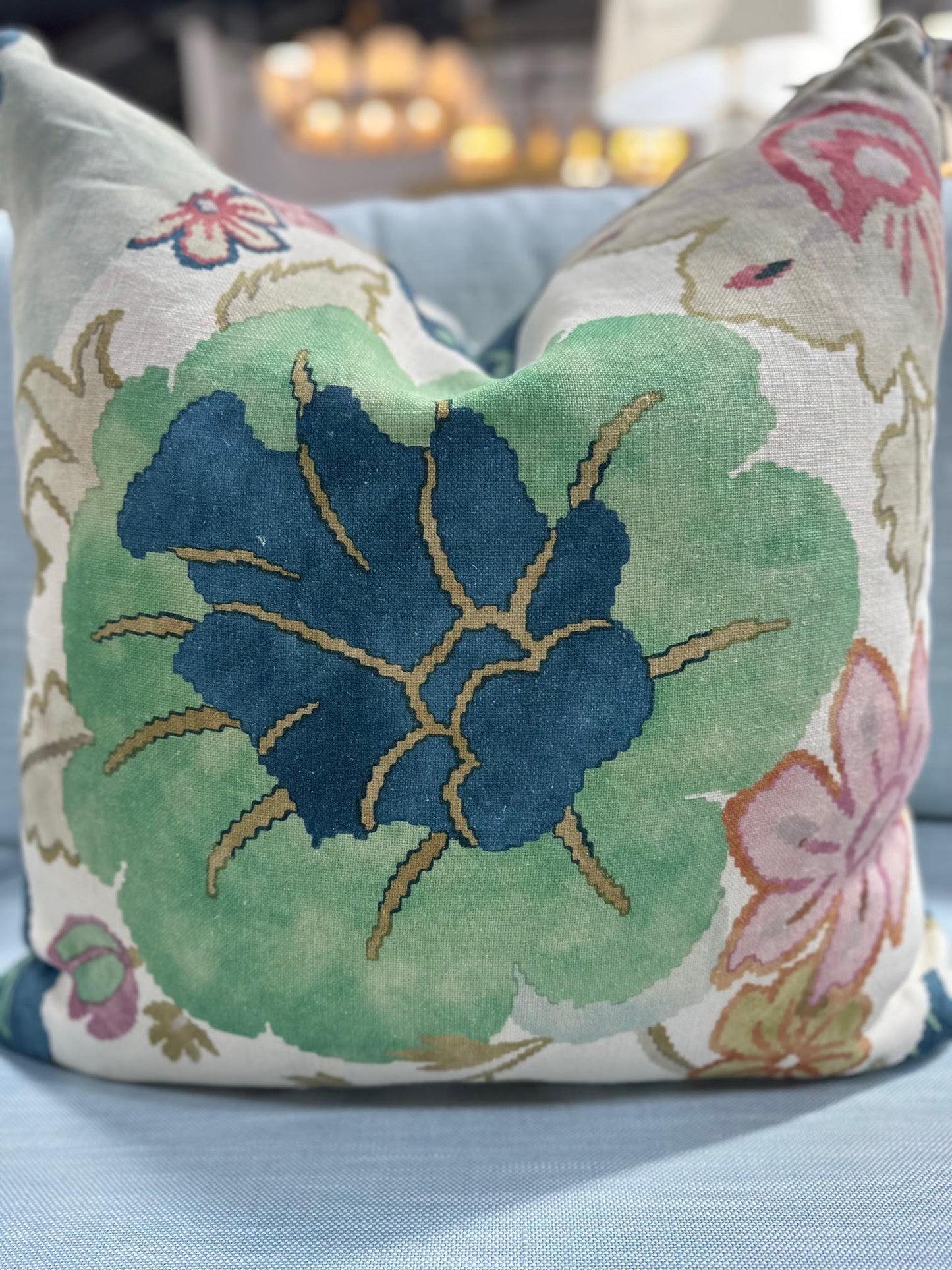 Bloom Springs 22x22 Pillow