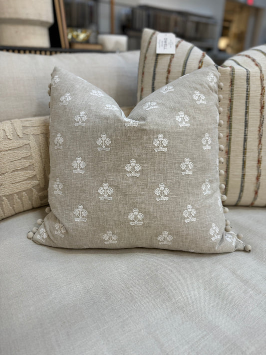 Indoor/Outdoor Flower pillow 18x18