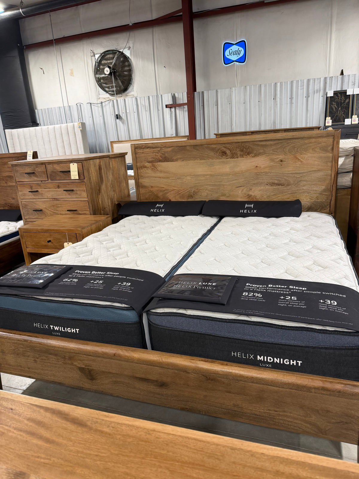 Fox and roe queen bed