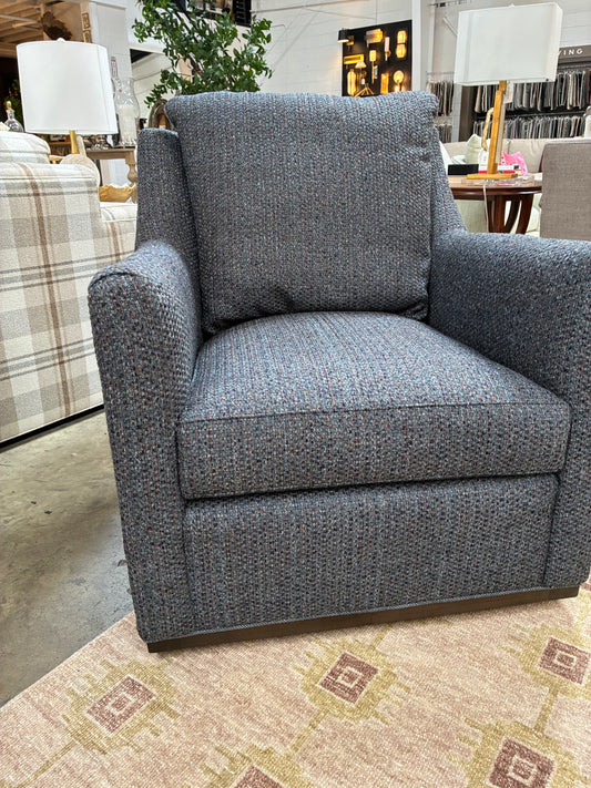 MIdnight Swivel Chair