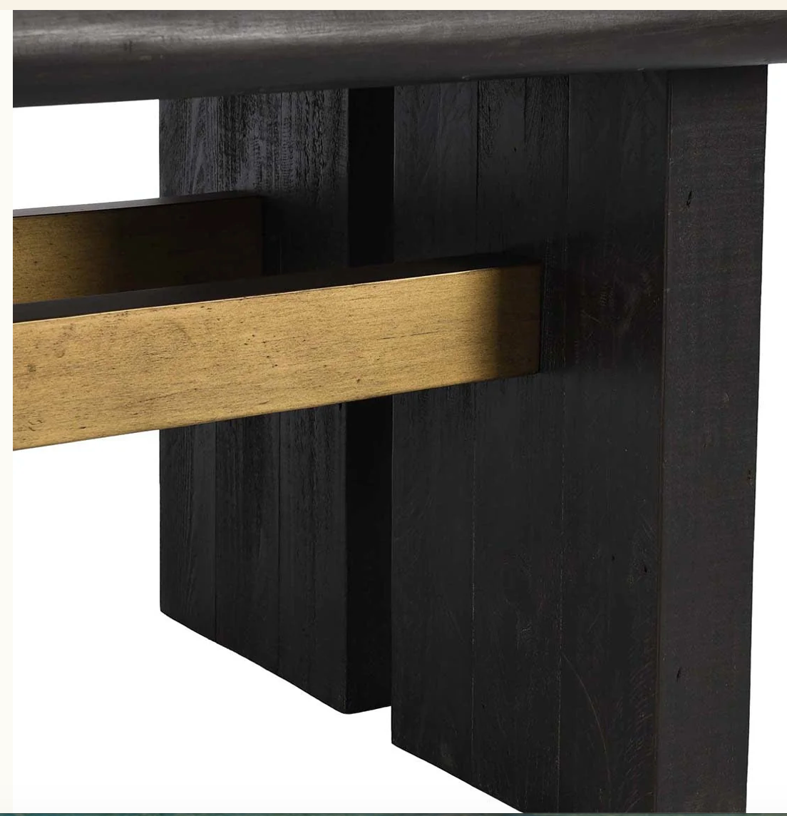 Larson Dining table